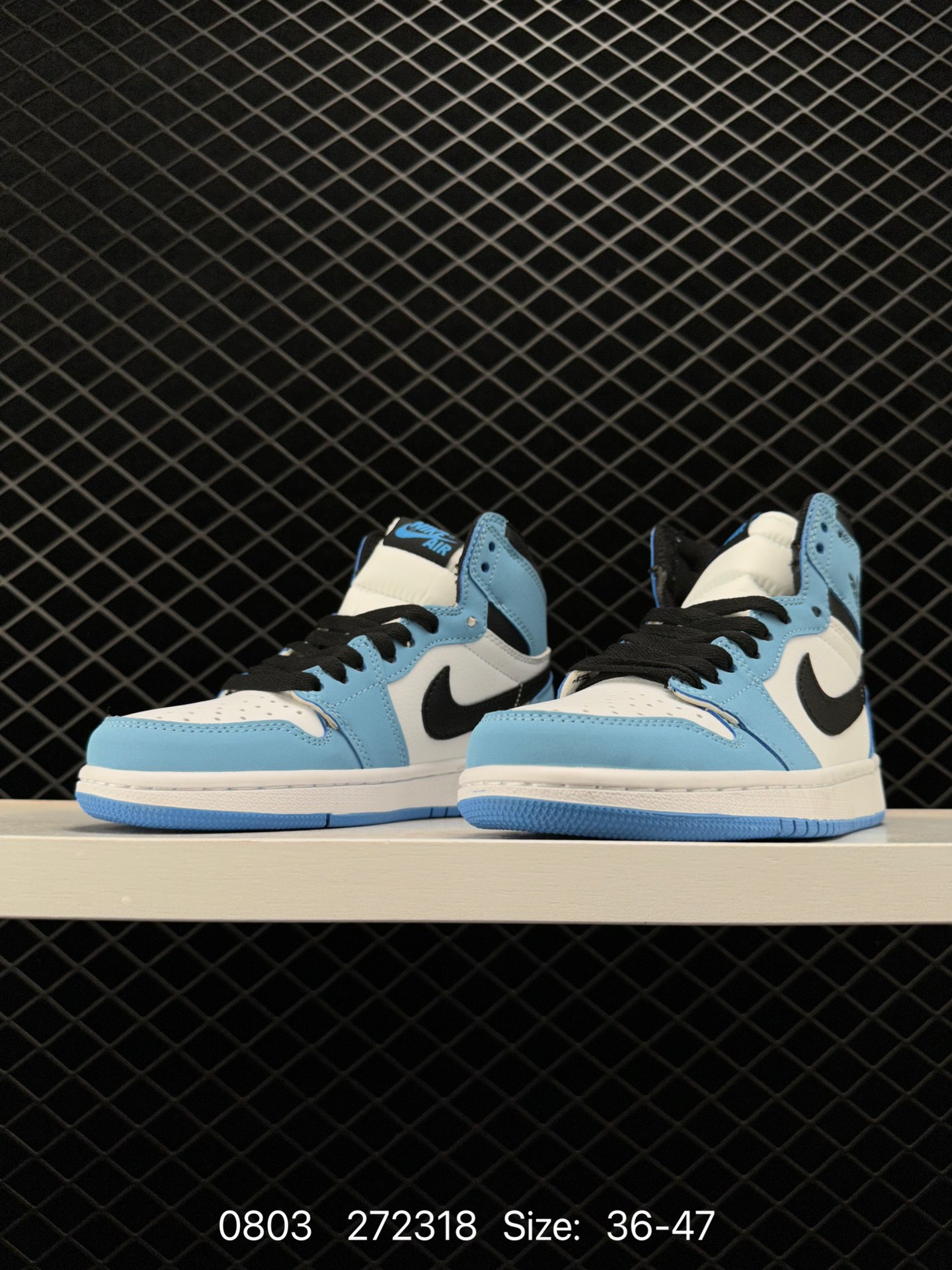 NIKE AIR JORDAN 1 MID AJ1